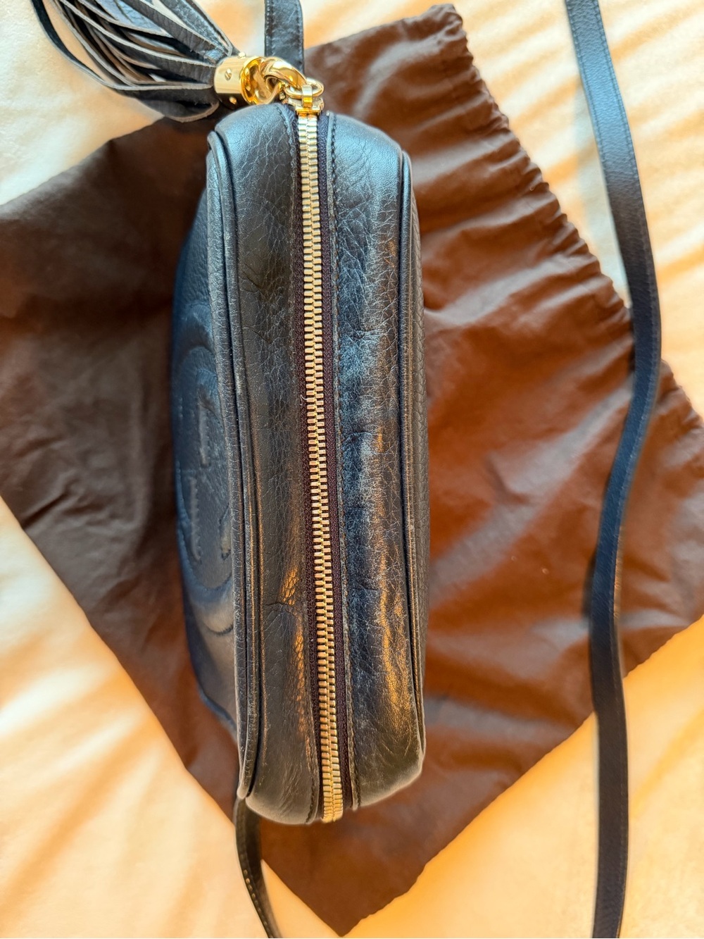 Authentic Gucci Blue leather Soho Disco Crossbody Bag, dust bag - Picture 10 of 12
